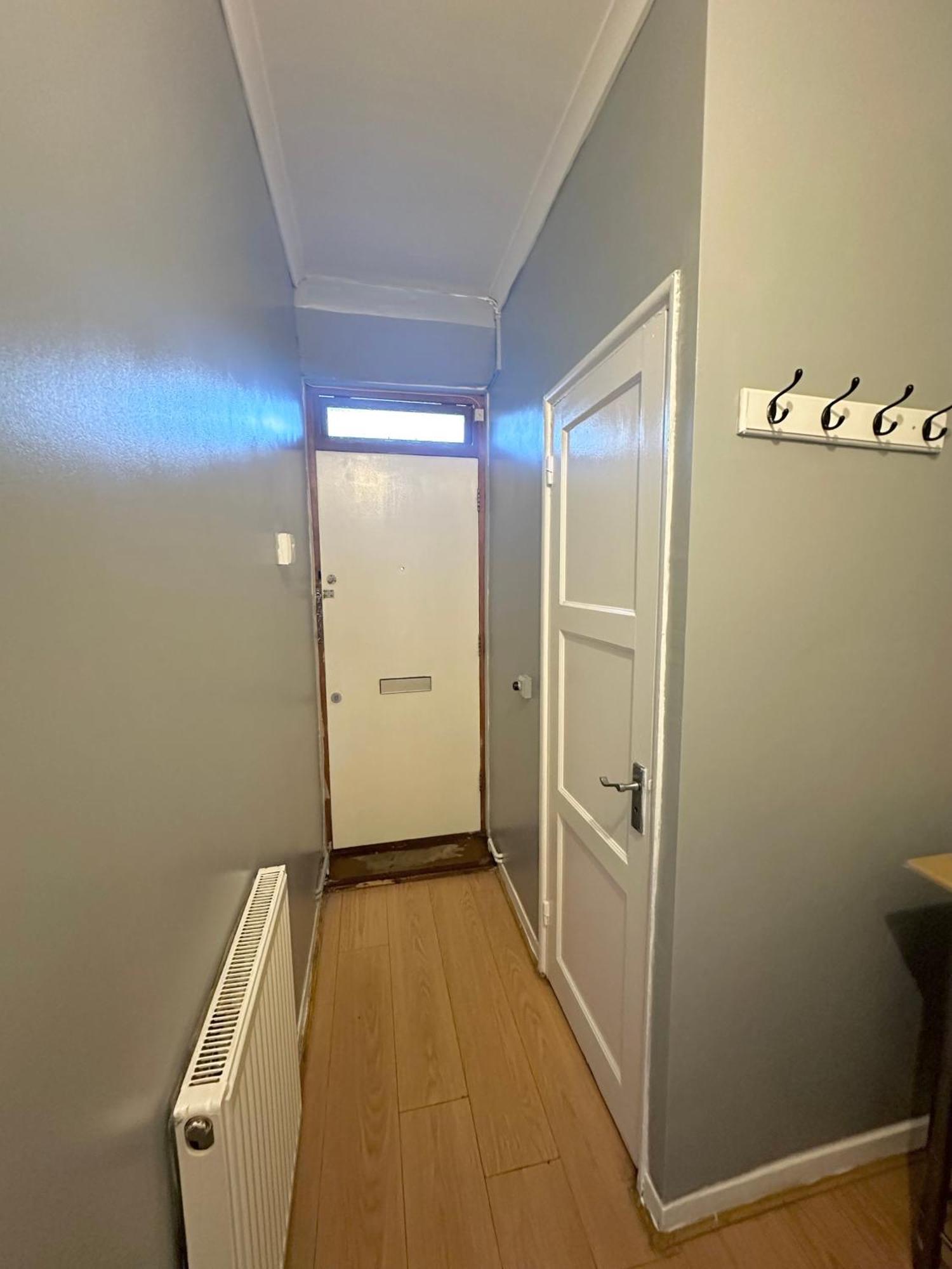 1 Bedroom Flat In Whitechapel, Londra Esterno foto